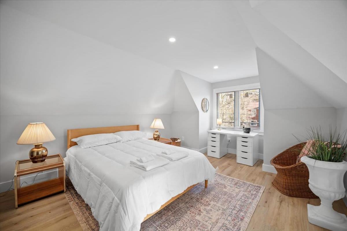 Classic 4 Square - Easy Access To Town And Airport Сasa de vacaciones Pittsburgh
